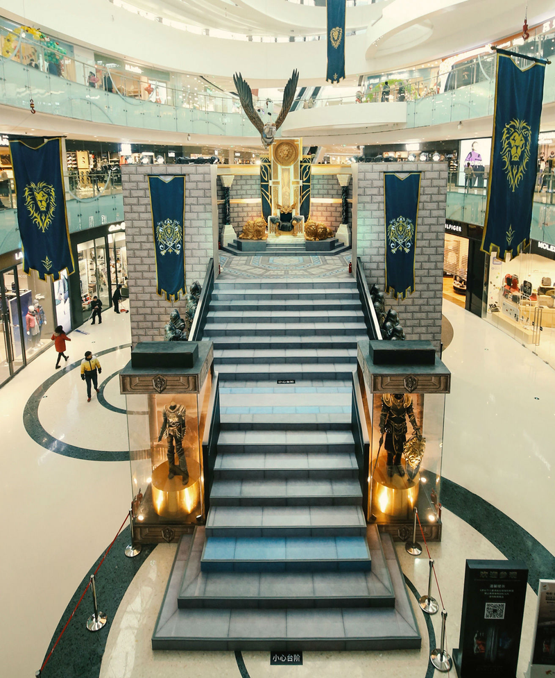 Illustration for article titled A Massive Warcraft Exhibit Just Made This Mall The Best One In The World